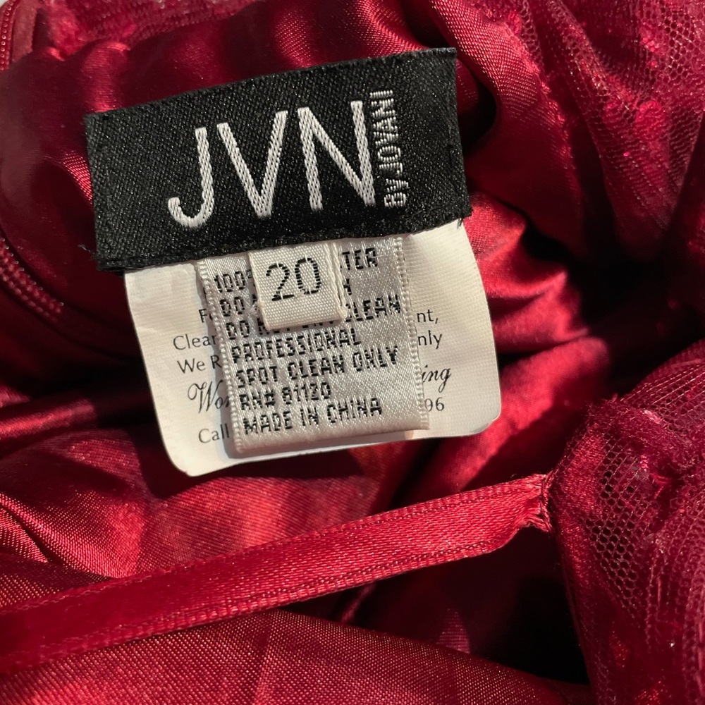 Prom dress - Picture 4 of 4